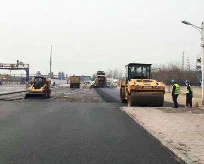 道路瀝青施工